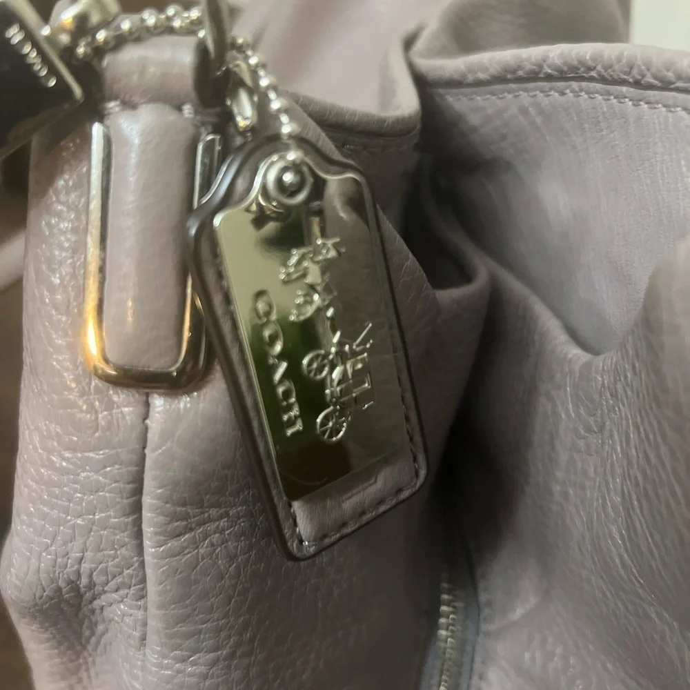 Coach Gray Leather Hobo Bag with Slouchy Silhouette#26224 - Picture 2 of 15